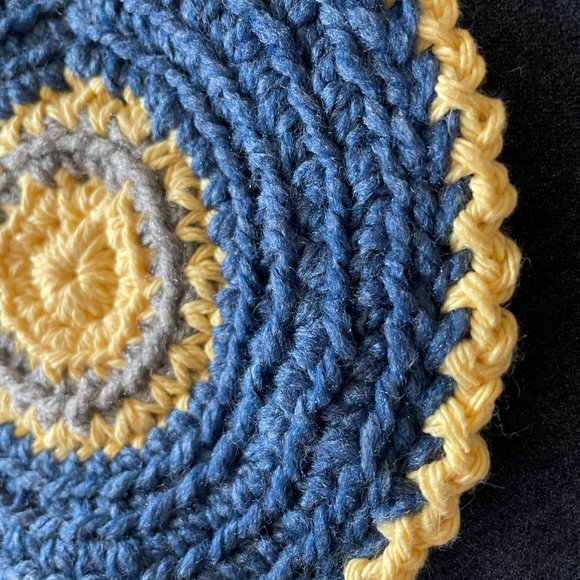 Crochet Pot Holders, Handmade Affordable Gift, Crochet Pot Holder, Kitchen Decor - Picture 3 of 6